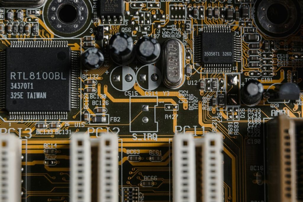 AI computer chip wafer representing Cerebras wafer scale engine WSE-3 IPO Nasdaq debut
